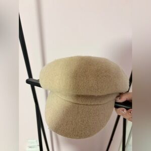 Universal Thread Tan Wool Women’s Newsboy Cap